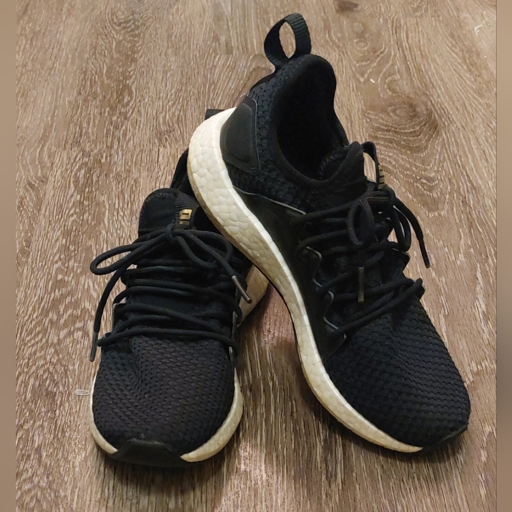Puma NRGY Neko Soft Foam + Size 7 Sneaker Shoe Athletic Black Low Lace Up Walk